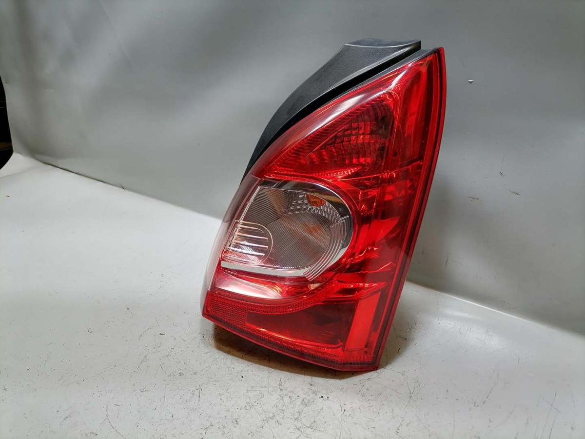 Renault Twingo 2 originla Rücklicht Rückleuchte Schlussleuchte rechts Facelift Bj.2014